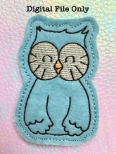 Load image into Gallery viewer, ITH Owl Finger Puppet