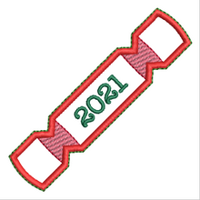 Load image into Gallery viewer, Christmas Cracker Ornament