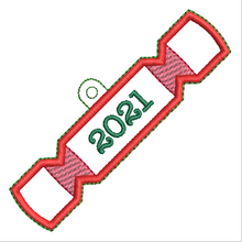 Load image into Gallery viewer, Christmas Cracker Ornament