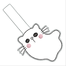 Load image into Gallery viewer, Kitty Ghost Fob