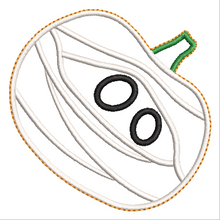 Load image into Gallery viewer, Mummy Pumpkin Ornament