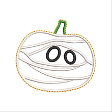 Load image into Gallery viewer, Mummy Pumpkin Fob