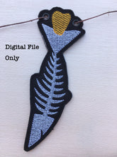 Load image into Gallery viewer, Large Fish Bones Bunting